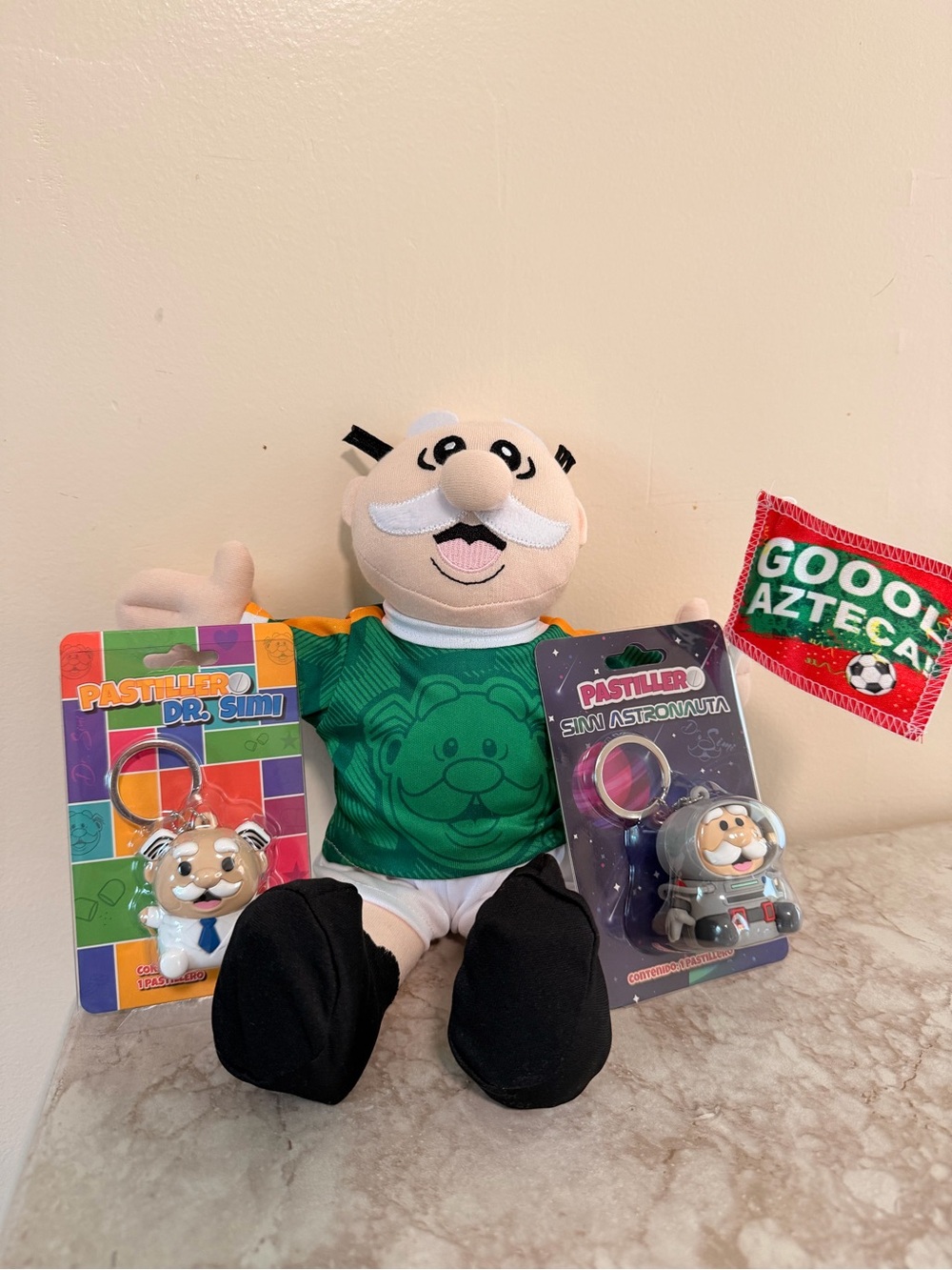 New Dr Simi with Mexico shirt exclusive Mexico and 2 keychains